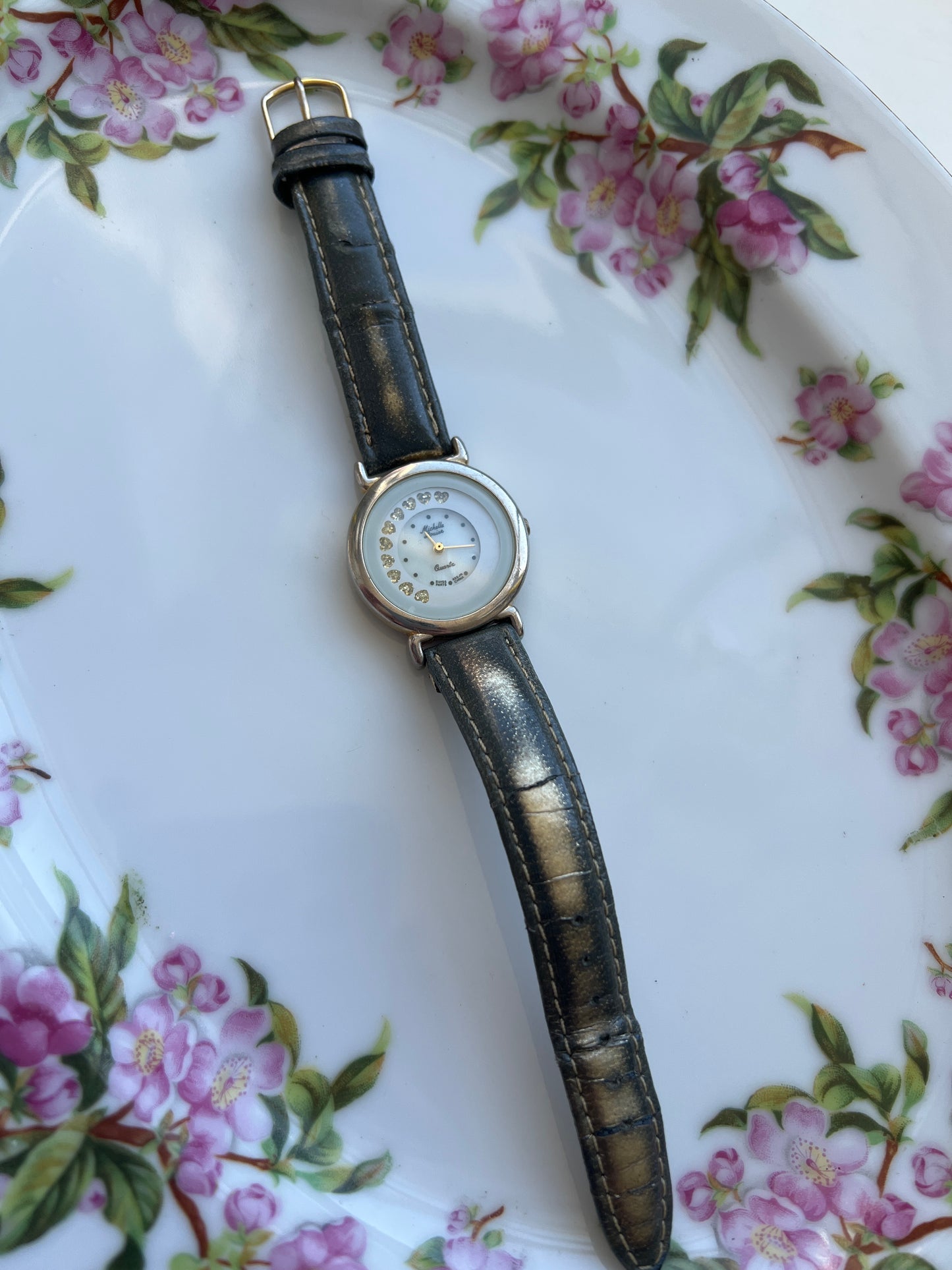 Michelle Louise Leather V-day Watch