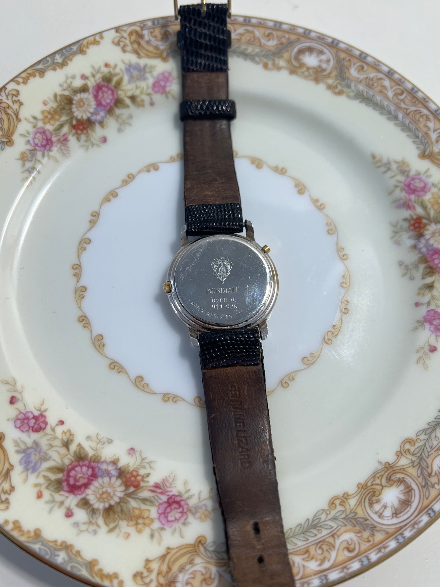 Vintage Gucci Leather Watch