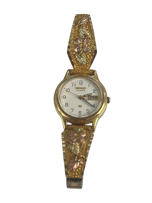 10 K Gold Seiko Watch engraved with flowers