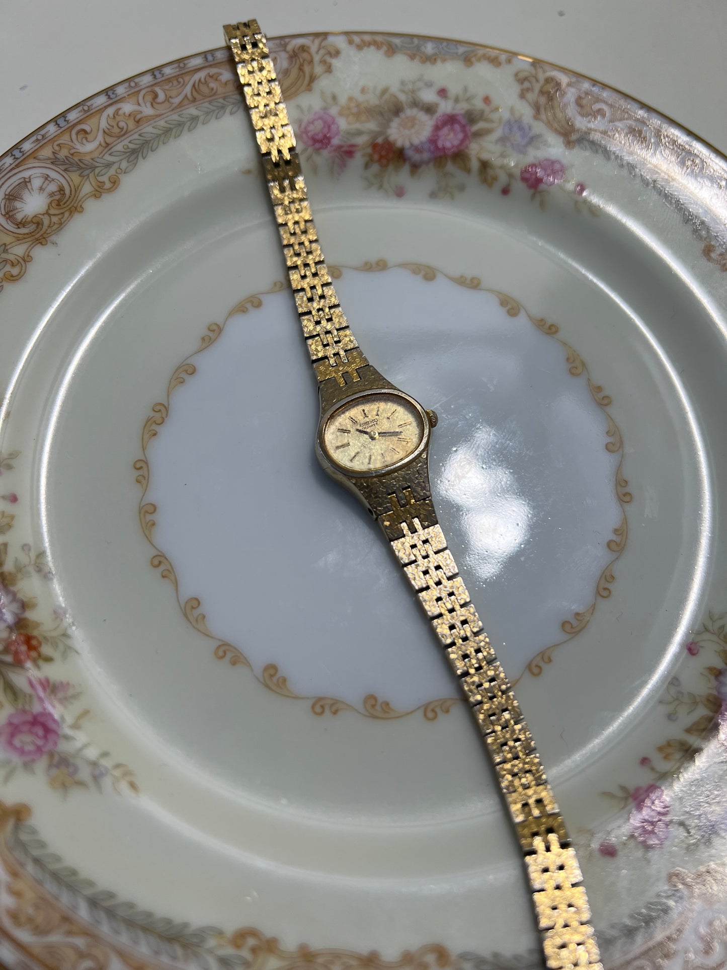 Oval Seiko Gold Watch